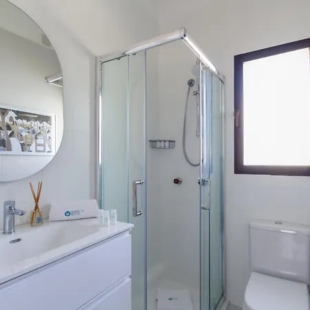 Nueva Andalucia Beautiful Family Villa Marbella