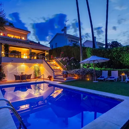 Villa Nueva Andalucia Beautiful Family Marbella
